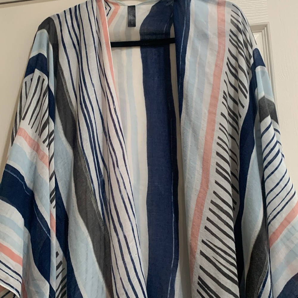 Lane Bryant Open Front Shawl Blue White Pink Black. one size fits all - Picture 2 of 7